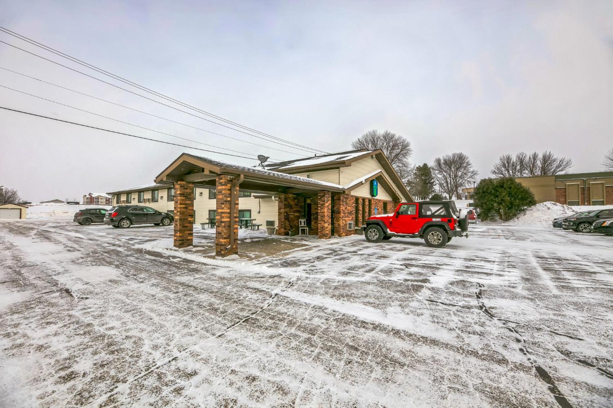 Hotel 8 Fergus Falls Dış mekan fotoğraf
