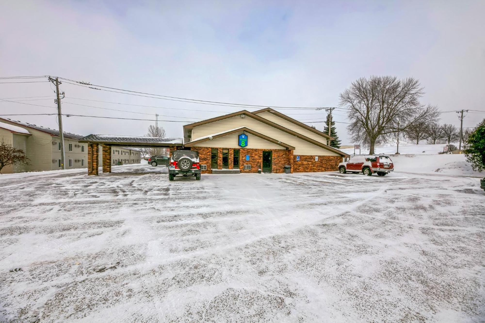 Hotel 8 Fergus Falls Dış mekan fotoğraf
