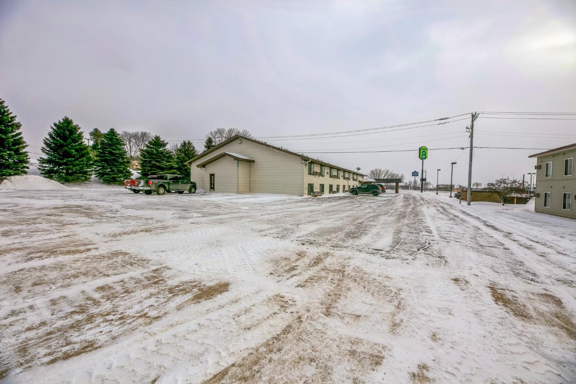 Hotel 8 Fergus Falls Dış mekan fotoğraf